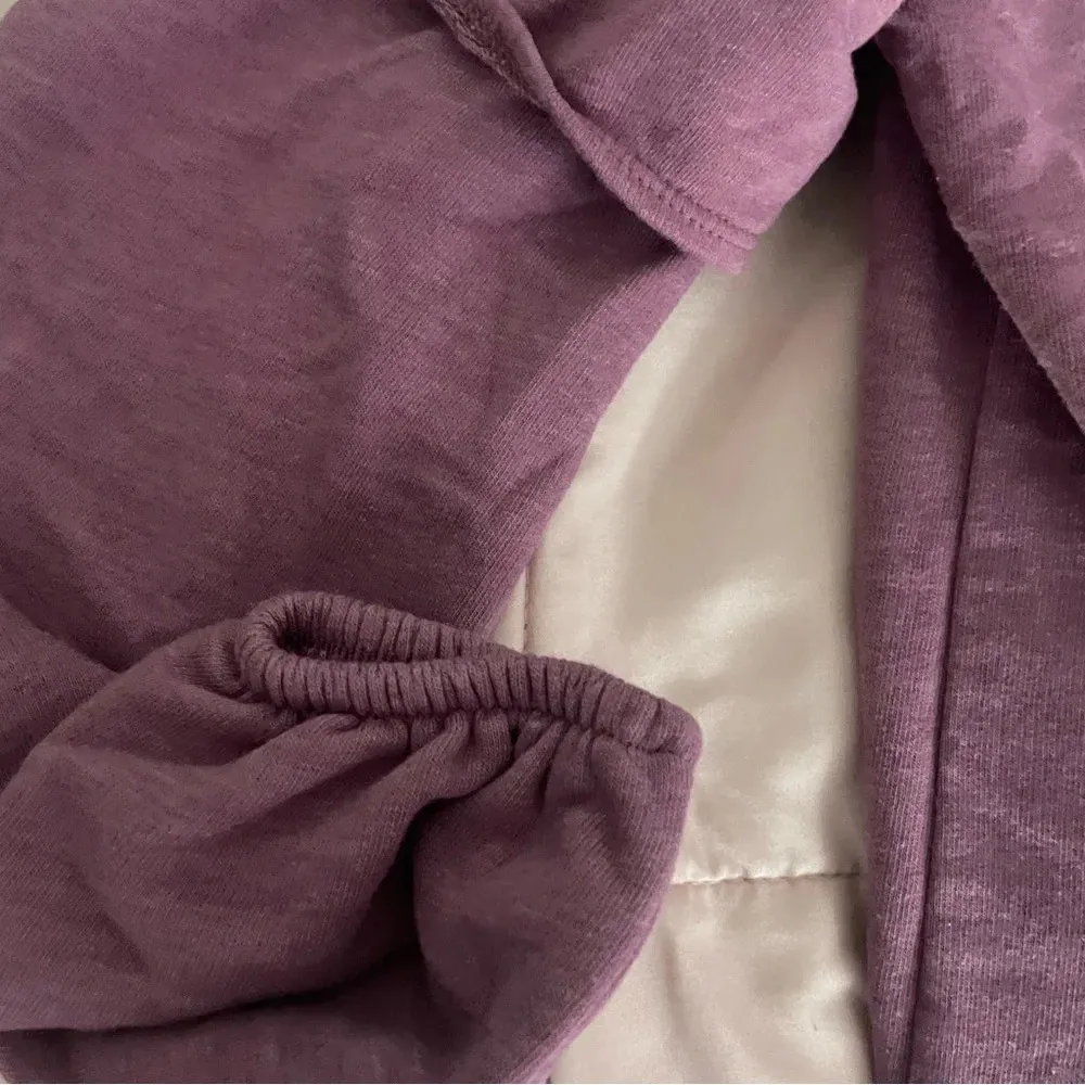 Old Navy Women’s Mauve Ruffle Sleeve Crewneck Sweater Size Small - Image 7