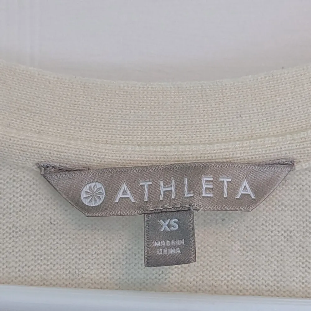 Athleta Long Sleeve Cardigan Women's XSmall - Image 3