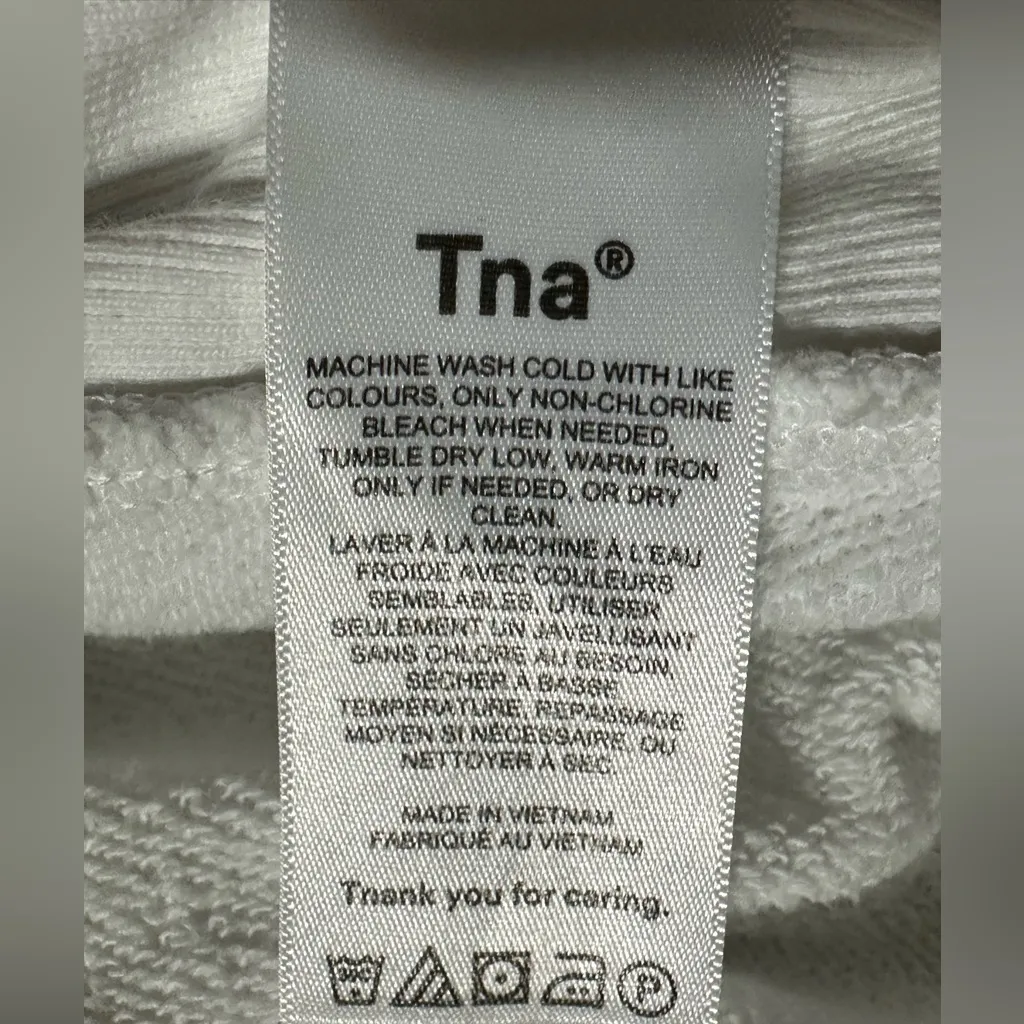 Aritzia TNA Sweatfleece
Cozy Fleece Boyfriend Fit Zip Up
Hoodie White XS - Image 4