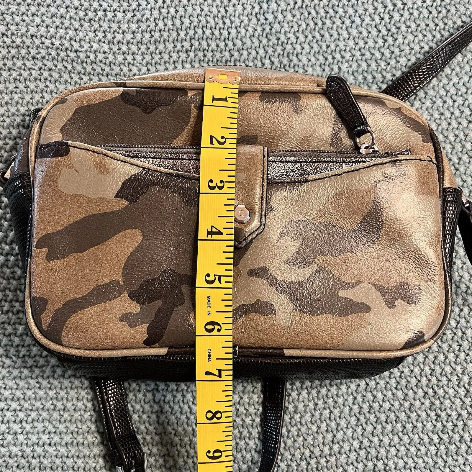 G.I.L.I Camo Print Leather Purse With Wallet Insert EUC - Image 12