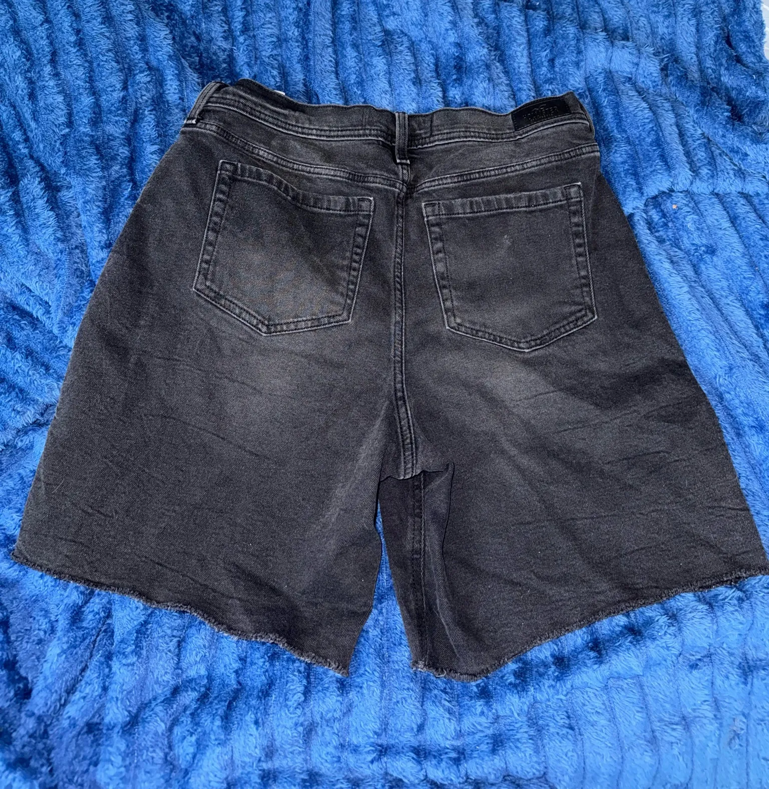 Hollister Ultra High-Rise Dad Shorts - Image 2