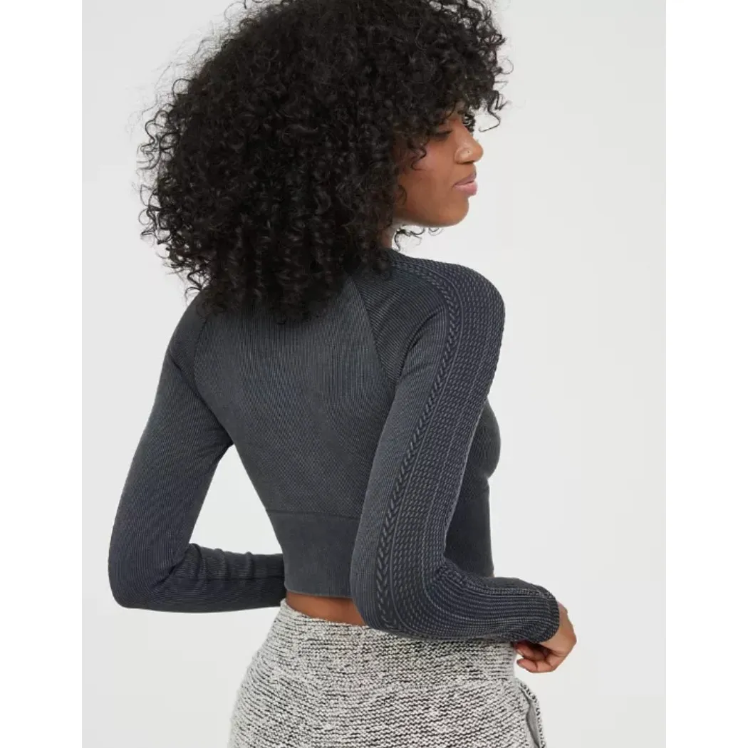 NWT OFFLINE By Aerie Big Chill Seamless Long Sleeve T-Shirt Cropped Top Size M - Image 2