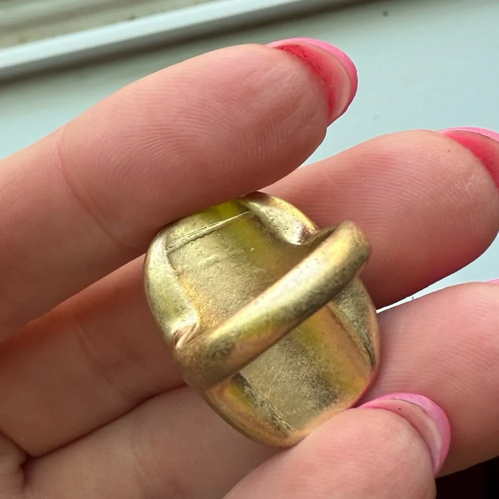 Black stone cocktail ring gothic style punk ring sz 7 - Image 3