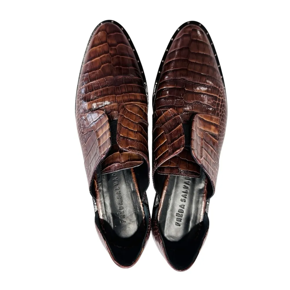 Freda Salvador Embossed Leather cut - Image 5