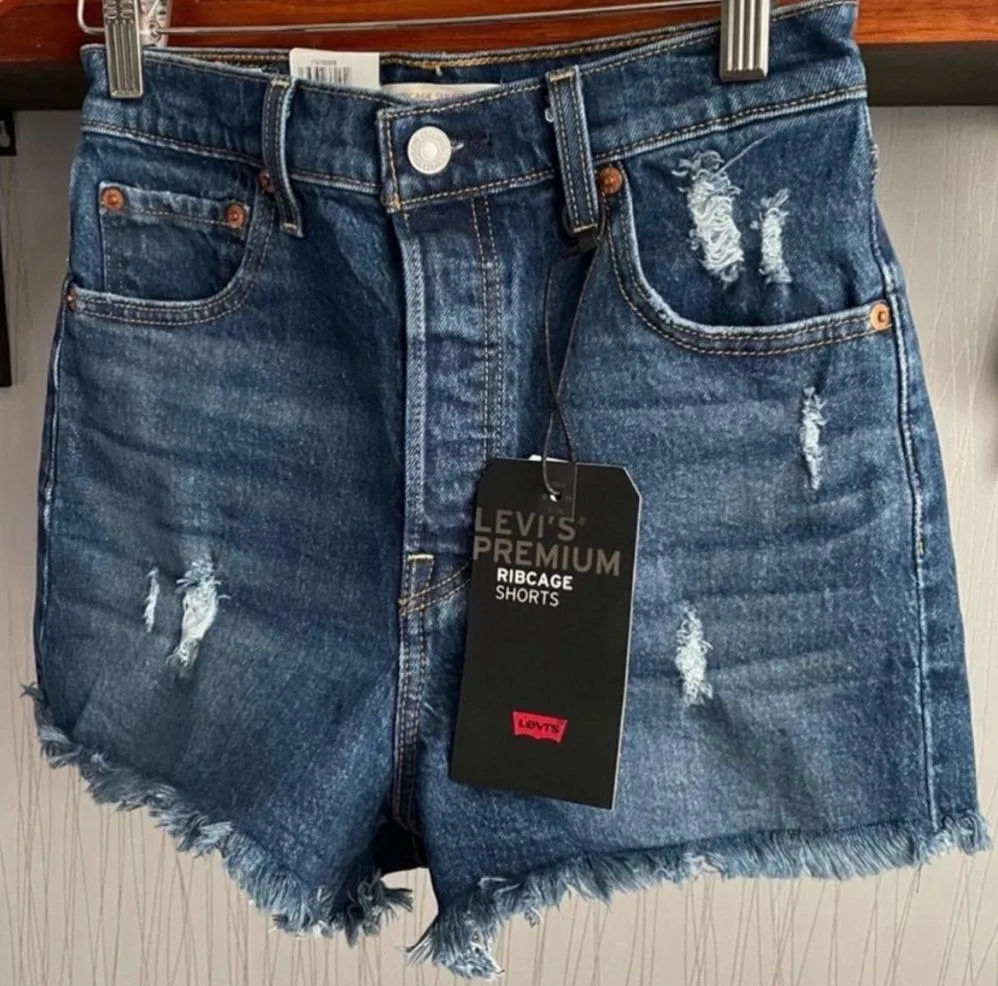 Levi’s Ribcage Short High Rise Distressed Ripped Denim Jean Short Size 25 - Image 4