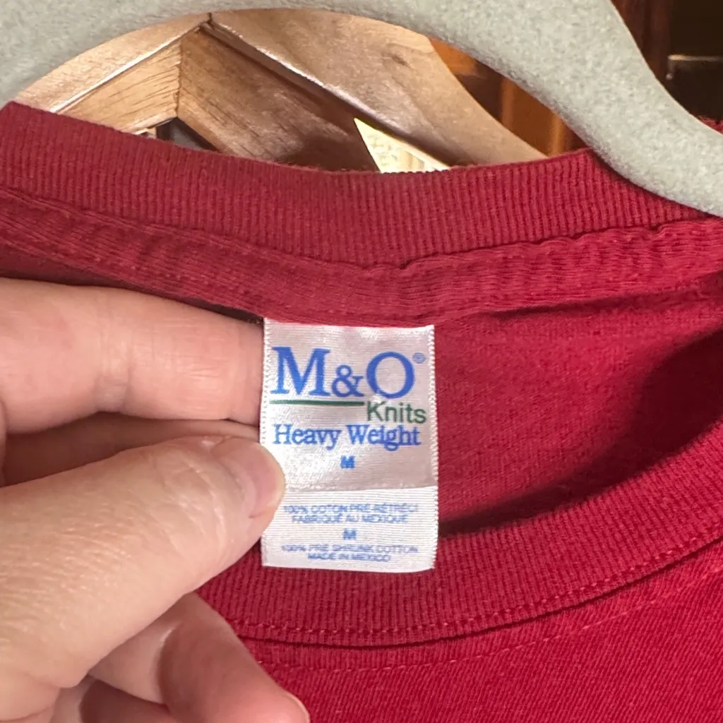 M&O Knits Heavyweight Red Carmel Good Wine Makes Me Happy Tee Size Medium - Image 2