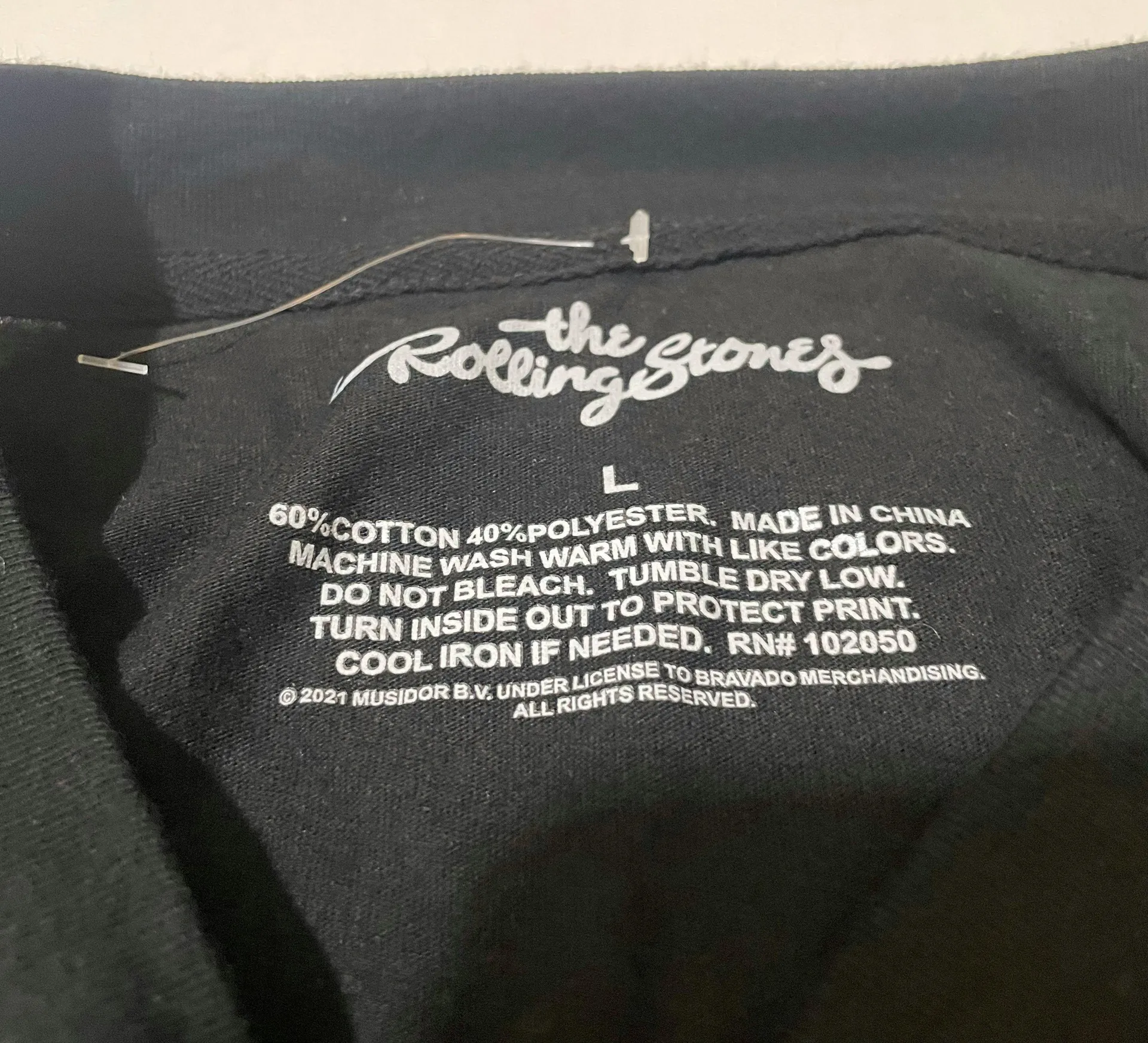 The Rolling Stones NWOT  Black Long Sleeves Lips Tongue Tee T-Shirt Top New Large - Image 5