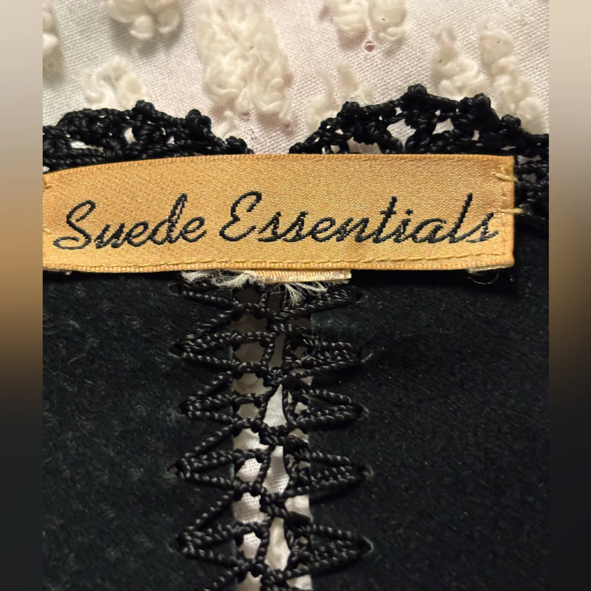 Suede Essentials Black Cropped Jacket Cardigan Size M - Image 5