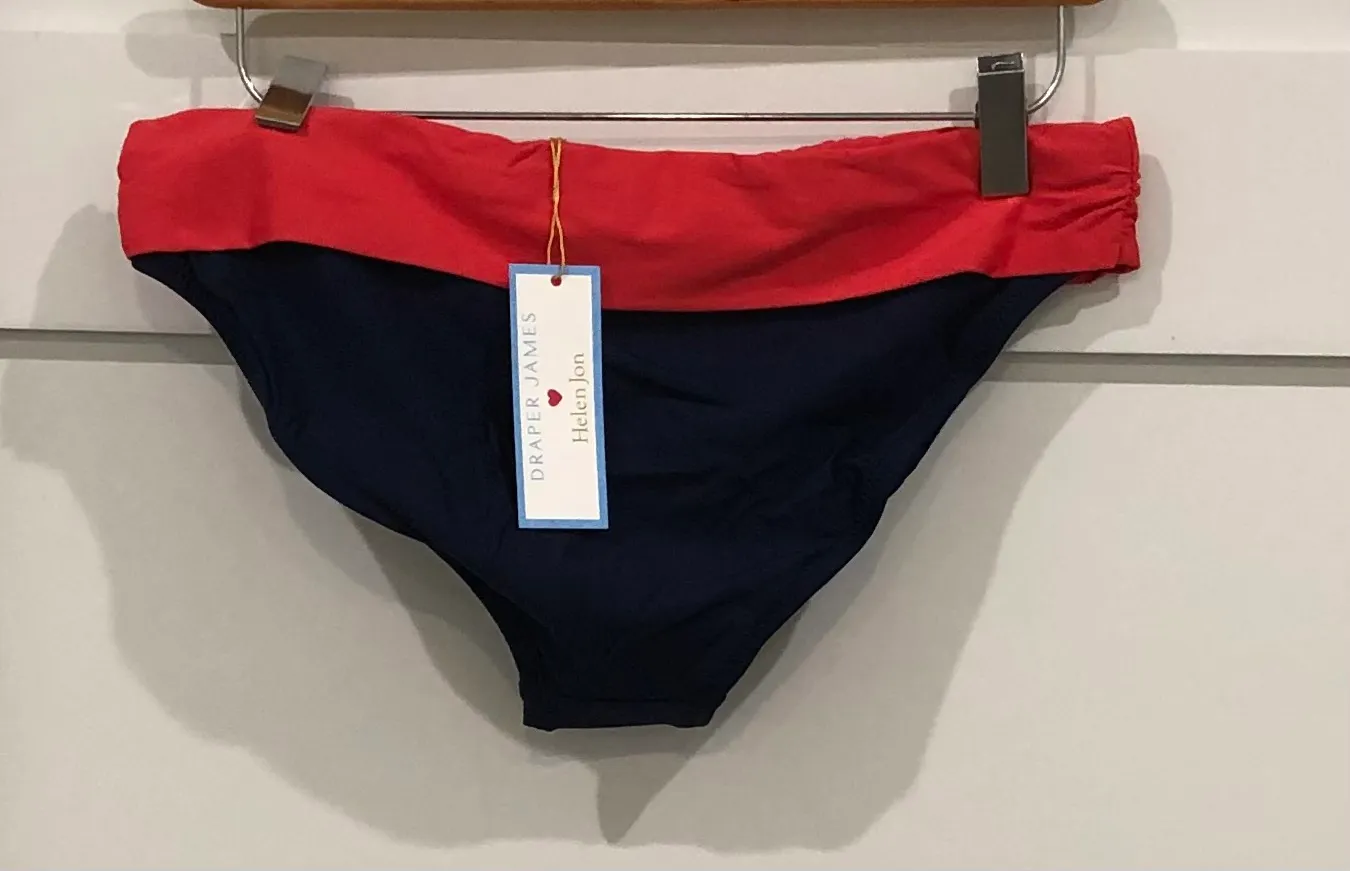 Bikini Bottom - Image 5