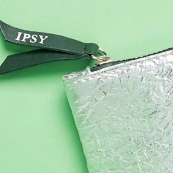 IPSY Silver Metallic Glam Clutch Bag - Image 3