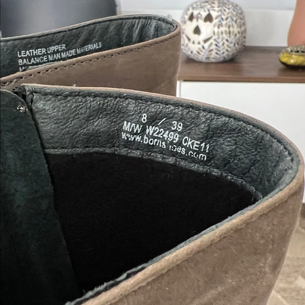 BORN Soft Leather Tall Taupe Fall Riding Style Boots Size 8 Gray - Image 9