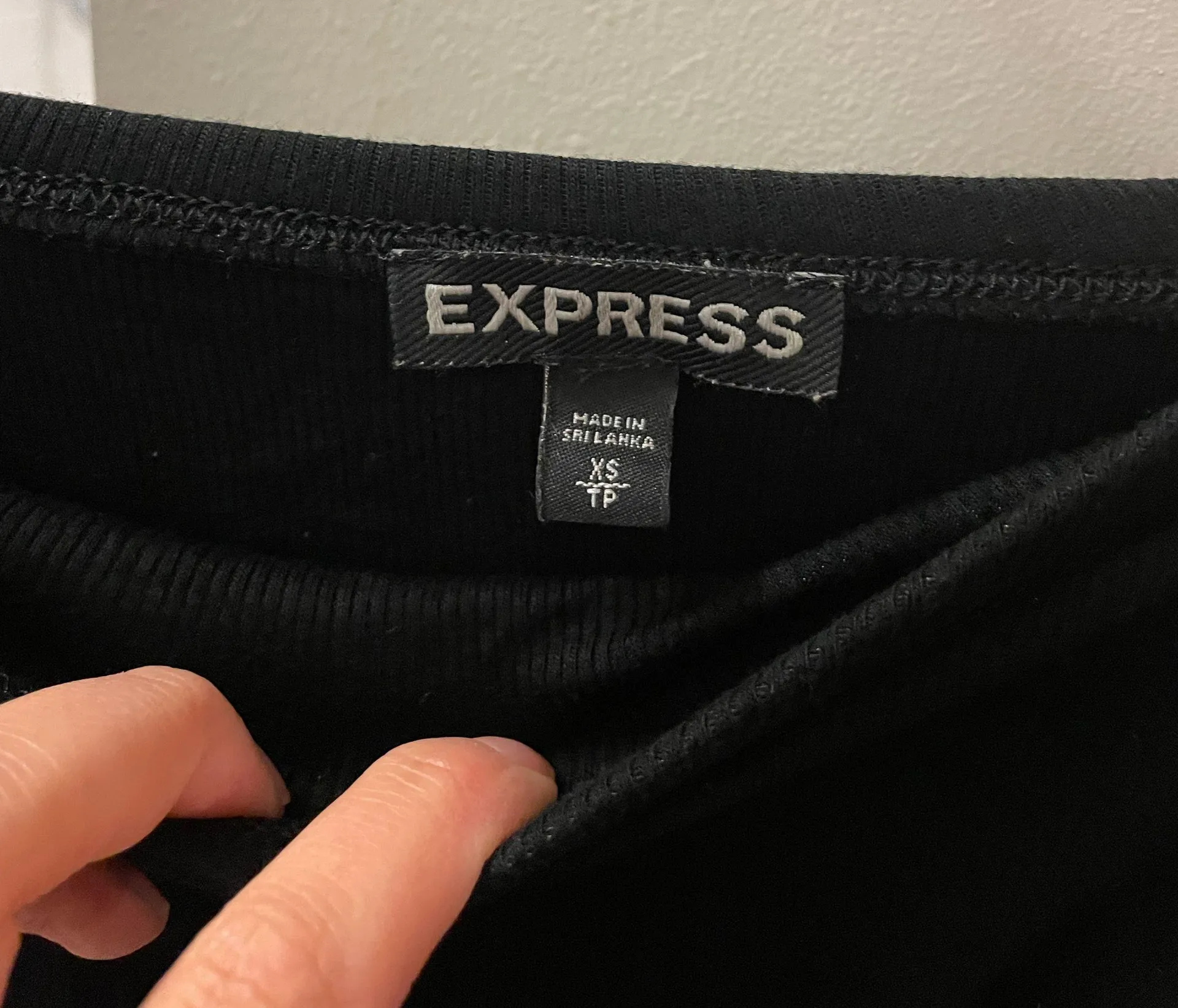 Off The Shoulder Ribbed Bodysuit - Image 6