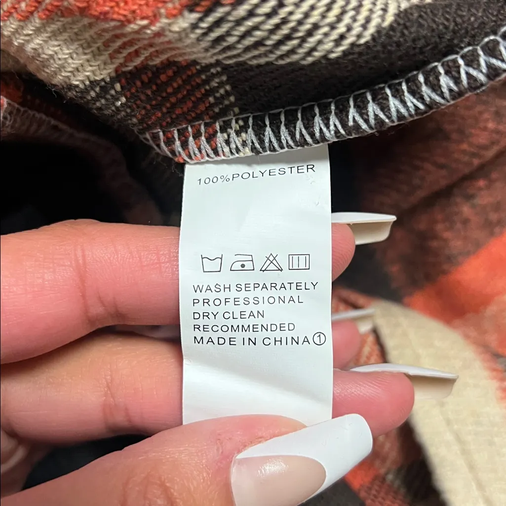 Julia Rose Women’s Orange Brown and Cream Plaid Flannel Size: Medium - Image 5