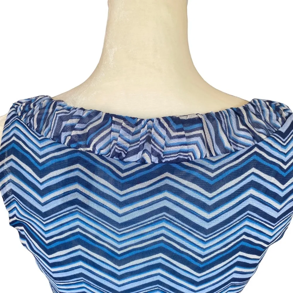 New York & Company women’s XS blue sleeveless baby doll style top fully lined - Image 5