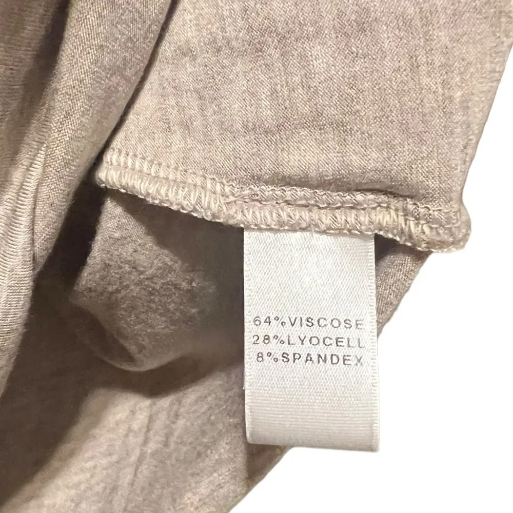 St. John Spa Oatmeal Melange Embellished Short Sleeve Shirt Size Small - Image 6