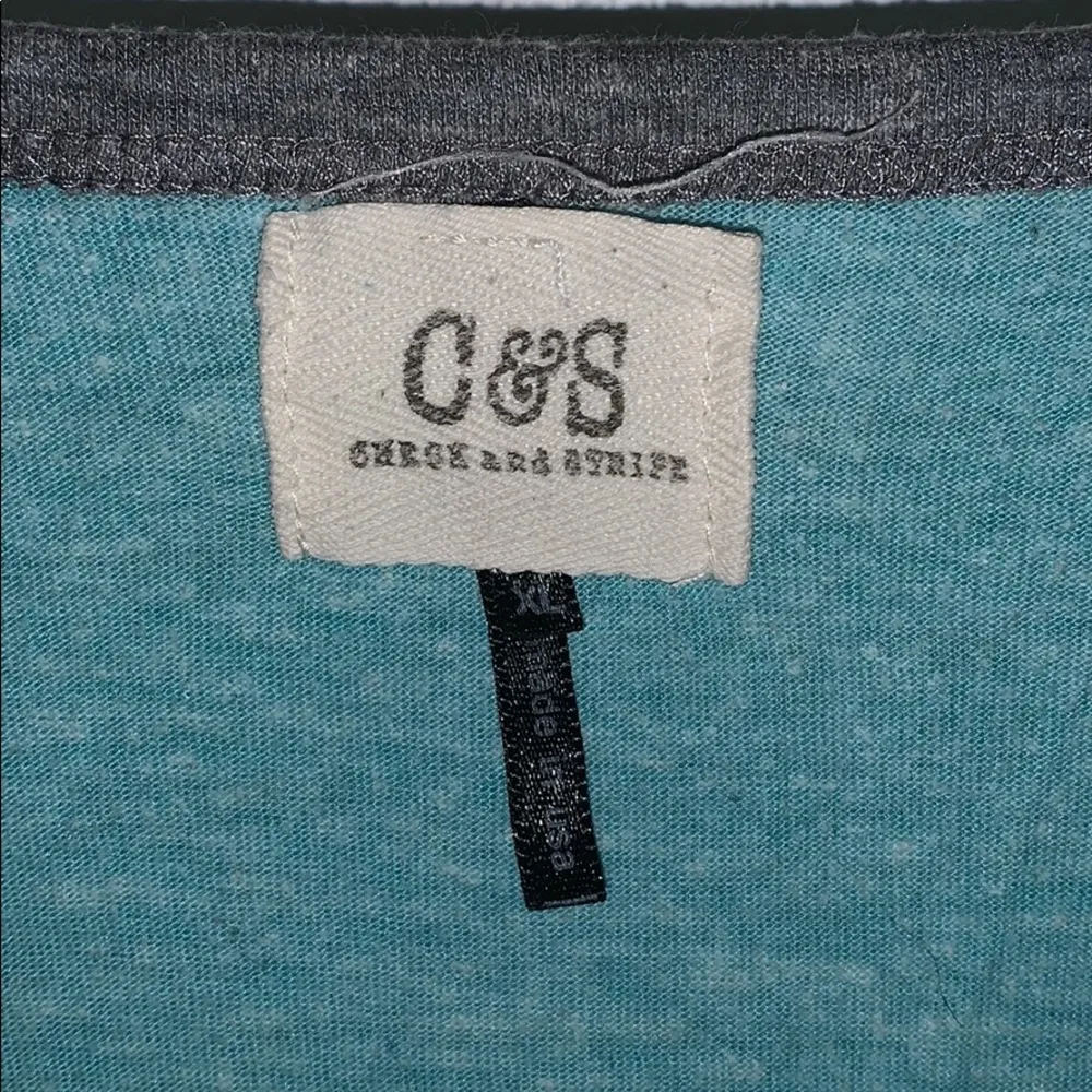 Cute and Flowy Long Sleeve Shirt Size XL - Image 4