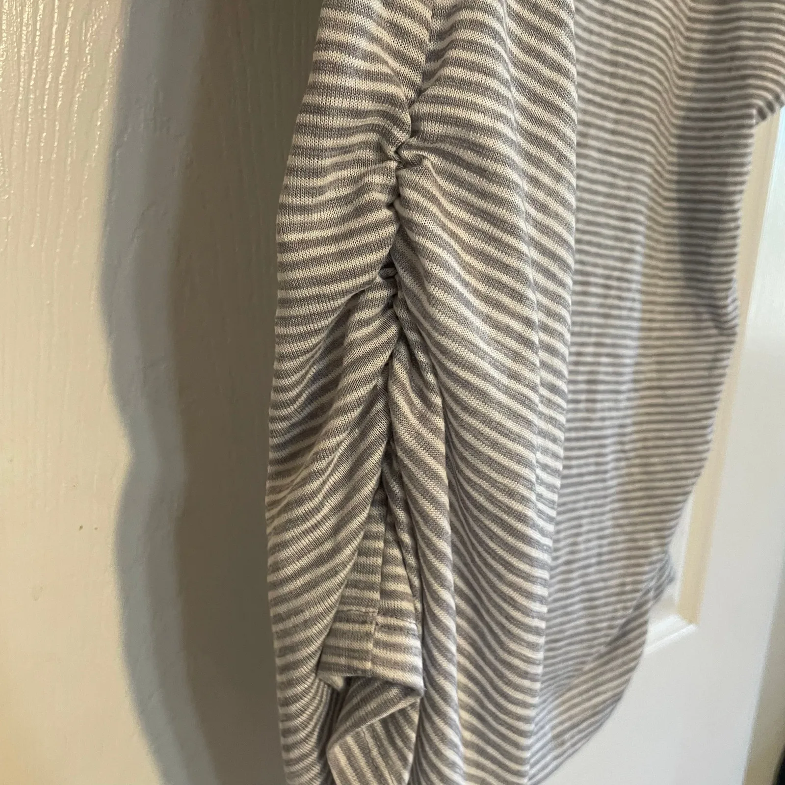 ACG size Large striped ruched top with crochet detail on shoulders Gray - Image 7