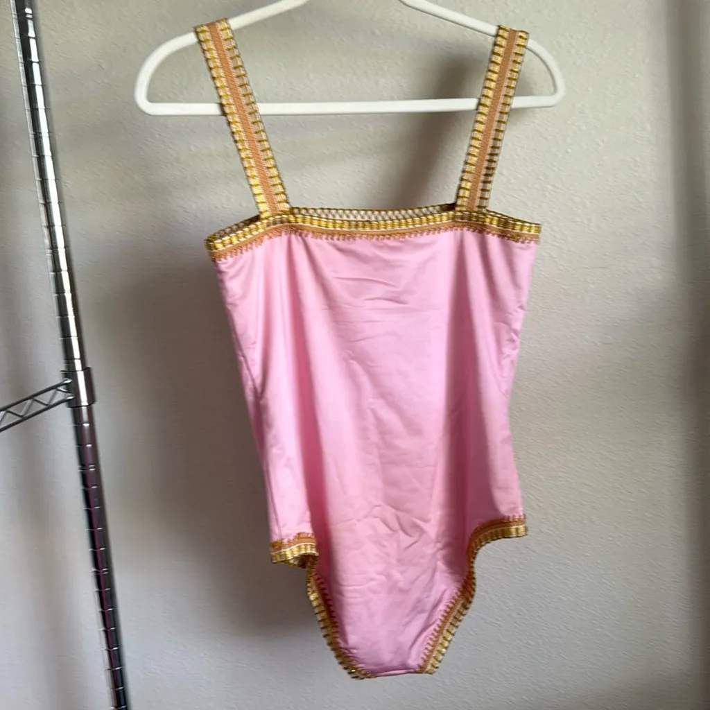 PQ PINK Sands Crochet Gold Trim Square neck One - Image 10