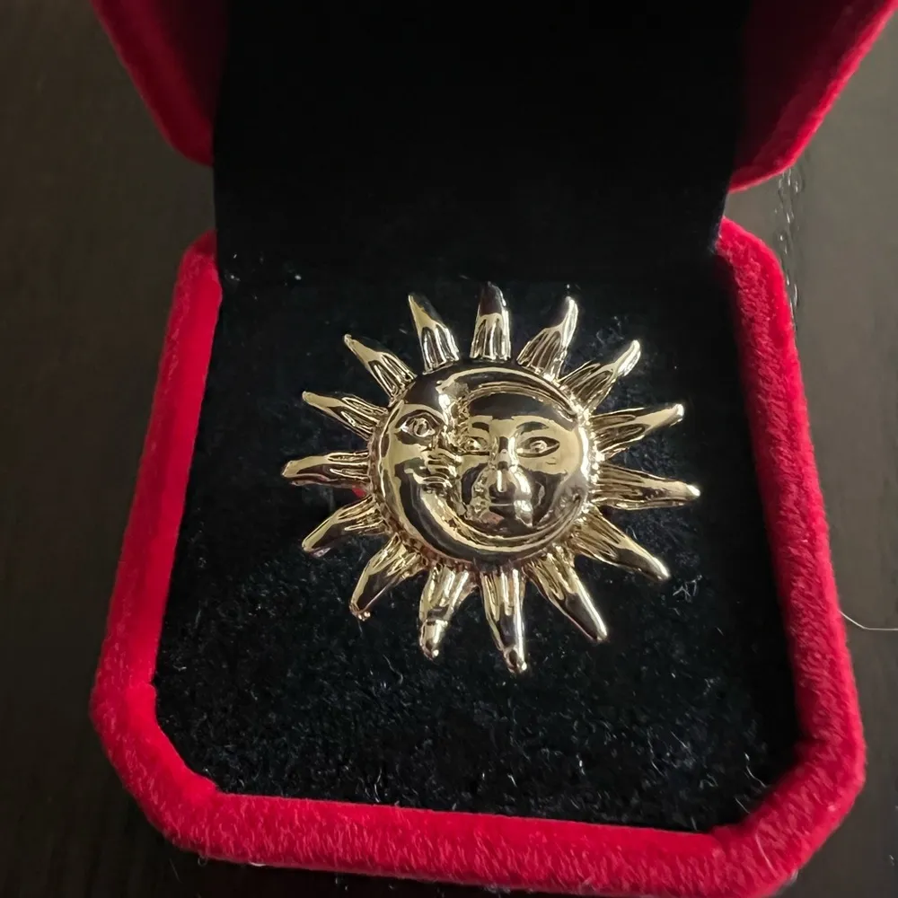 Pierced Owl 10k Gold Plated Sun and Moon Ring Size 7 - Image 2