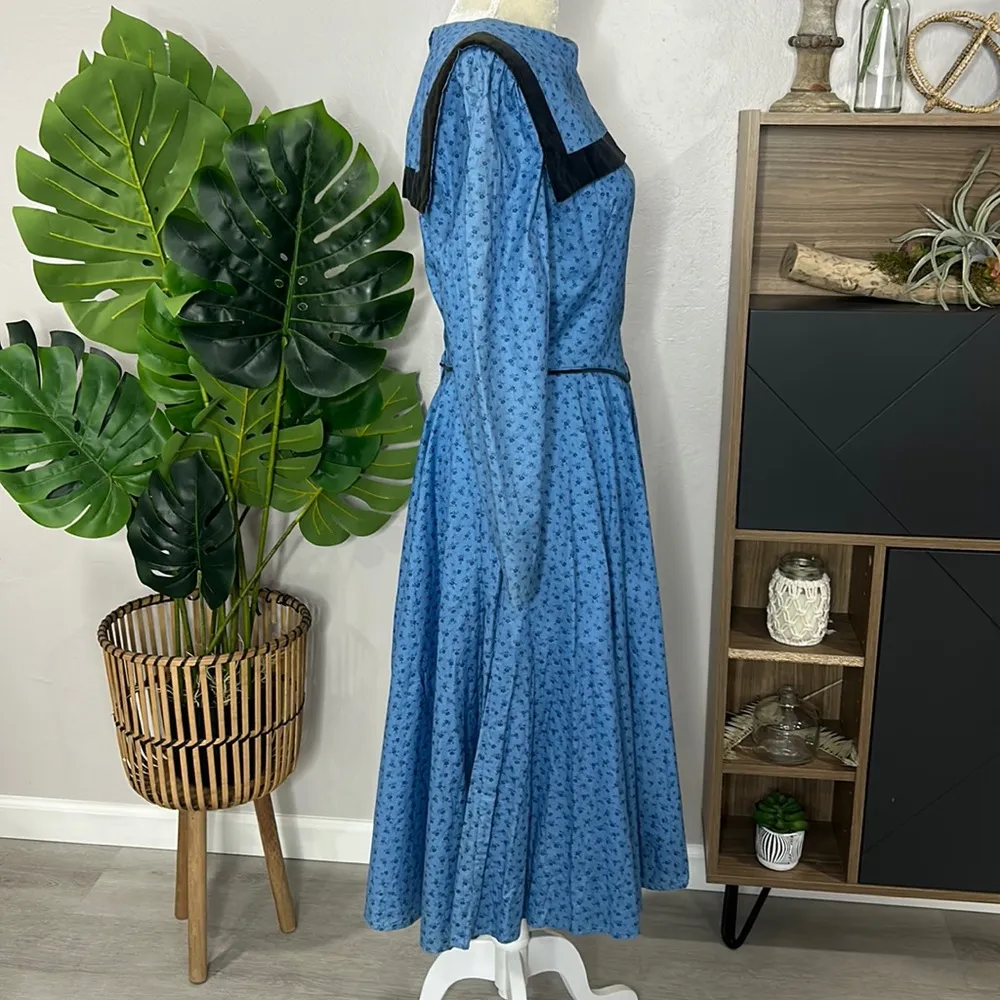 Gunne Sax by Jessica McClintock • vintage 70s floral velvet bib trim dress - Image 3