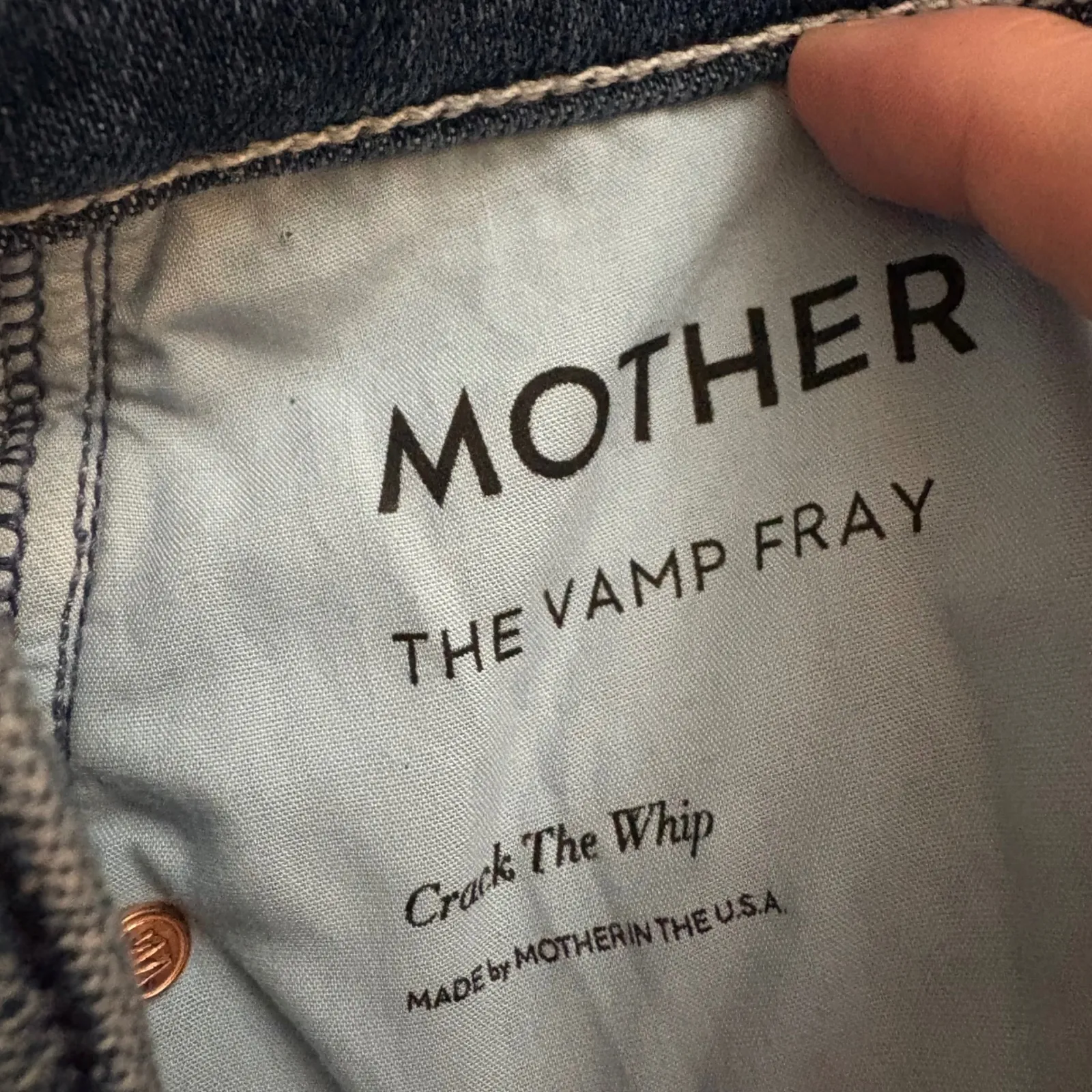 MOTHER Mother the vamp fray jeans in crack the whip Size 26 Blue - Image 6