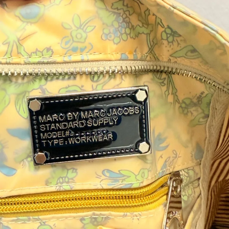 Marc by Marc Jacobs Authentic Runway Spring 2009 Supply Market‎ Tote Bag - Image 5