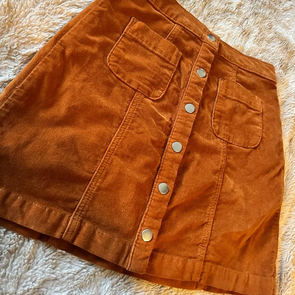 Button Down Mini Skirt - Image 3