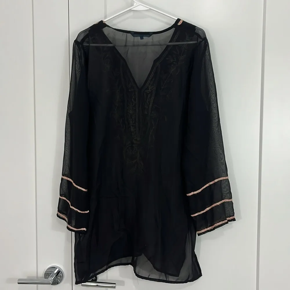 Blue Island Large Black, Cream, Pink Long Sleeve Embroidered Beach Coverup Tunic - Image 10