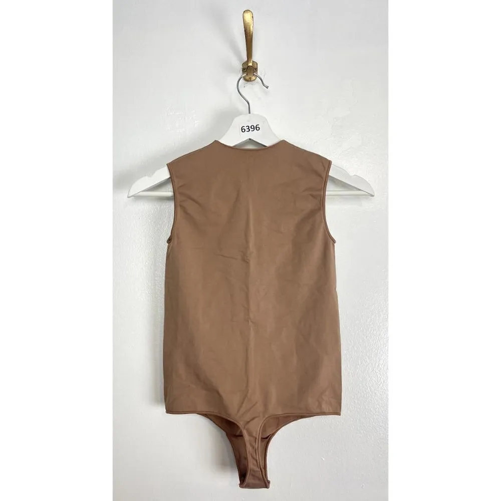 SKIMS Crewneck Sleeveless Bodysuit in Tigers Eye Size XX-Small / X-Small - Image 6