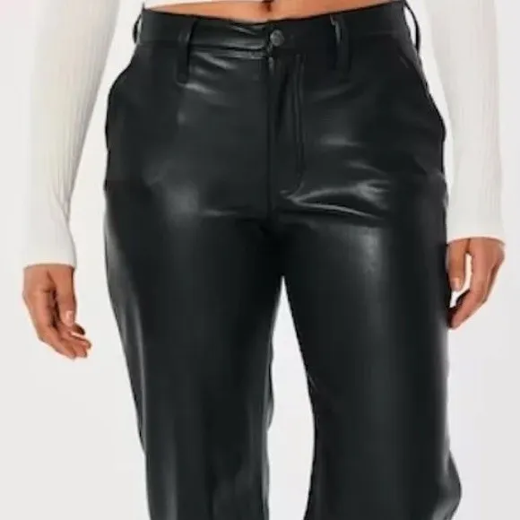 Hollister Black Faux Leather 90s Relaxed High Rise Straight Leg Pants Size 25 - Image 8