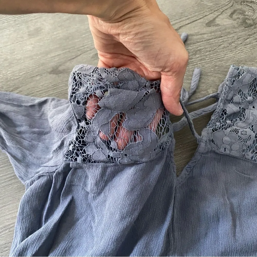 American Eagle Bell Sleeve Top Lace Periwinkle Blue Small Boho - Image 5