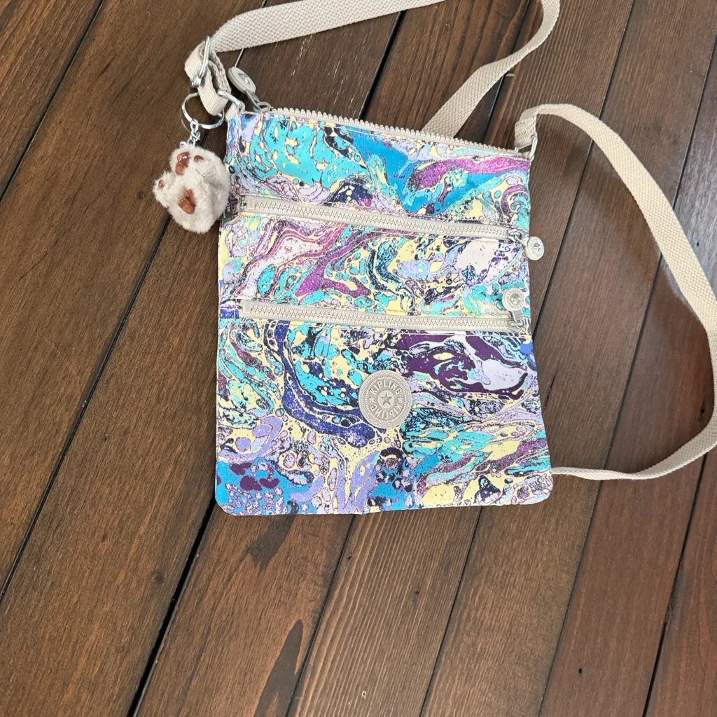 Kipling Keiko Marble Multi Nylon
Crossbody Bag +Melanie Monkey Key
Chain - Image 5