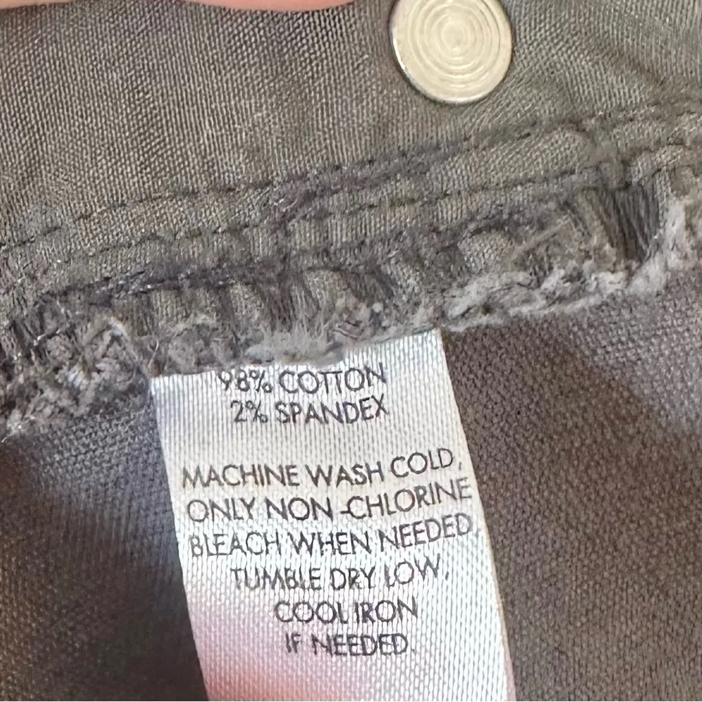 Ann Taylor LOFT Gray Curvy Boot Corduroy Pants - Size: 10P - Image 3