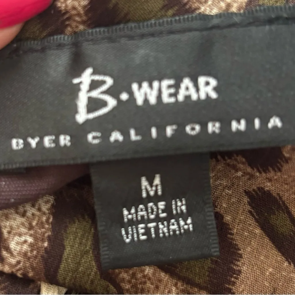 B Wear Byer California Sleeveless Leopard Print Blouse size Medium - Image 7