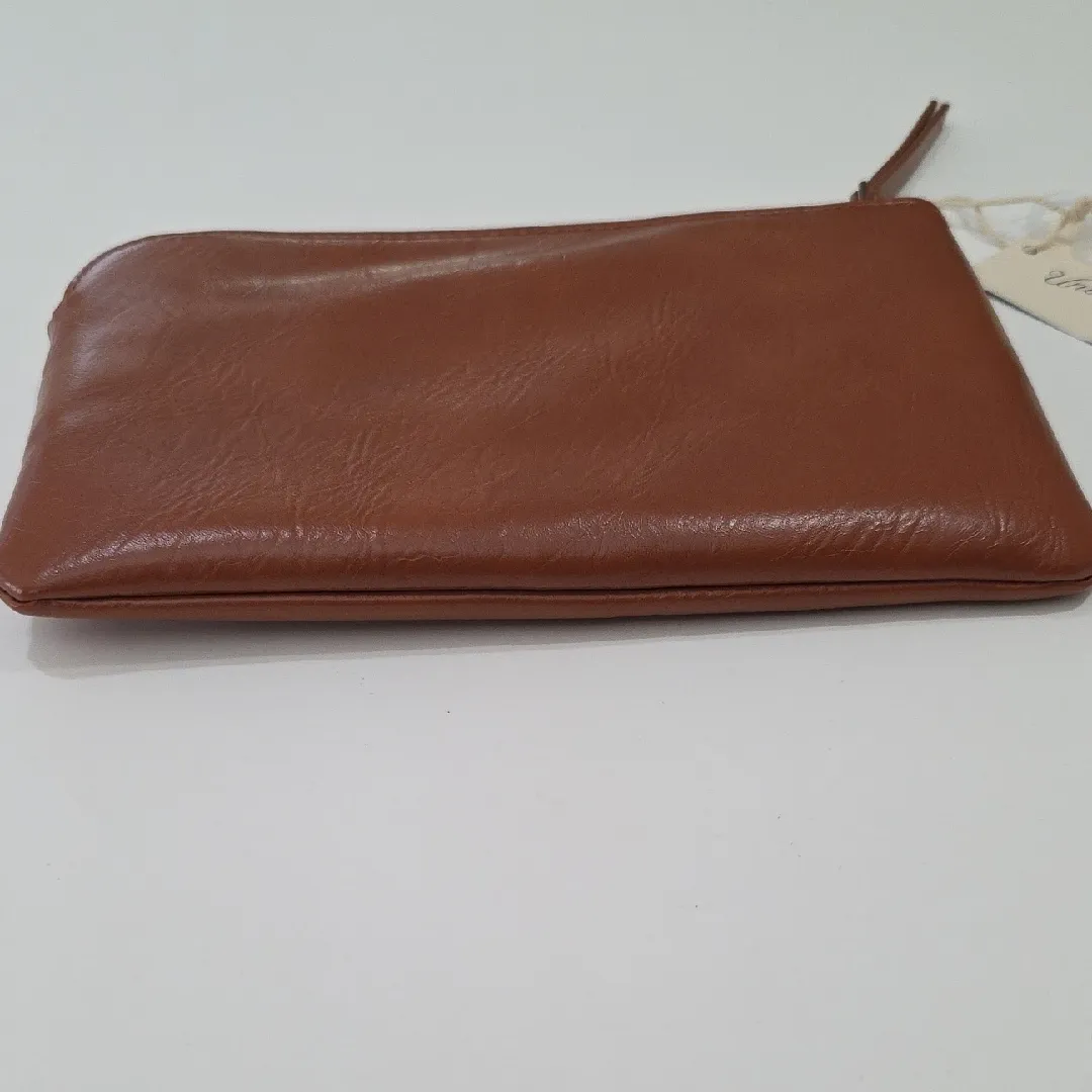 Universal Thread Purse Brown Clutch Small Size New - Image 5