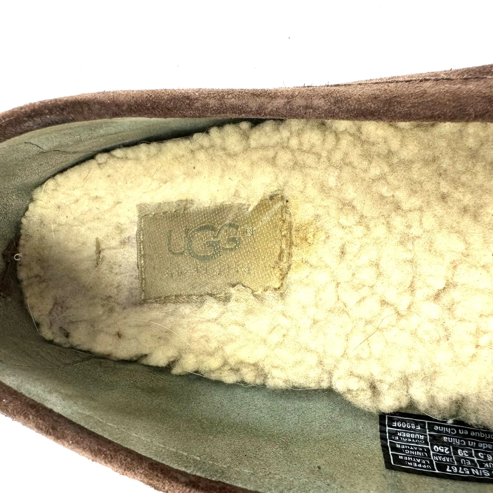 UGG Size 8 Slip On Brown Leather Sherpa Lined Buckle‎ Flats Tread Moccasins - Image 6