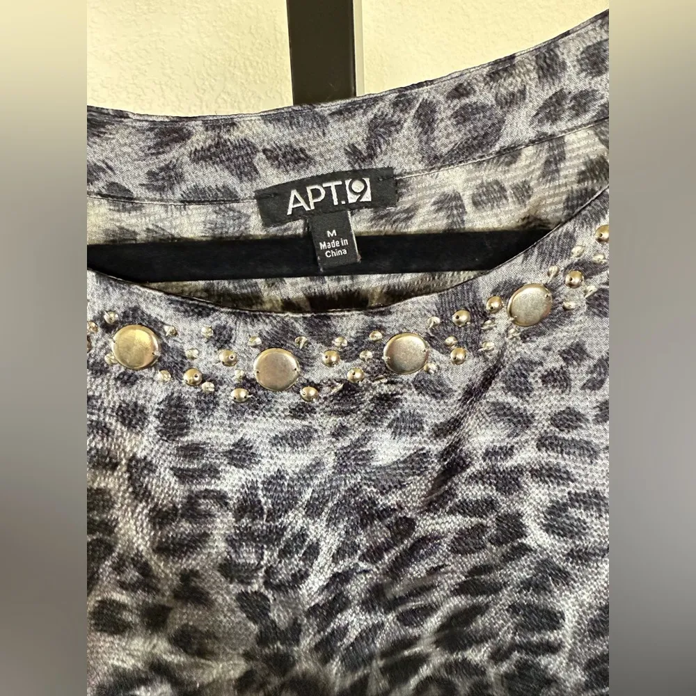 APT 9 M Metallic Leopard Print Blouse Studded Neckline Trendy Glam Rock Black - Image 6