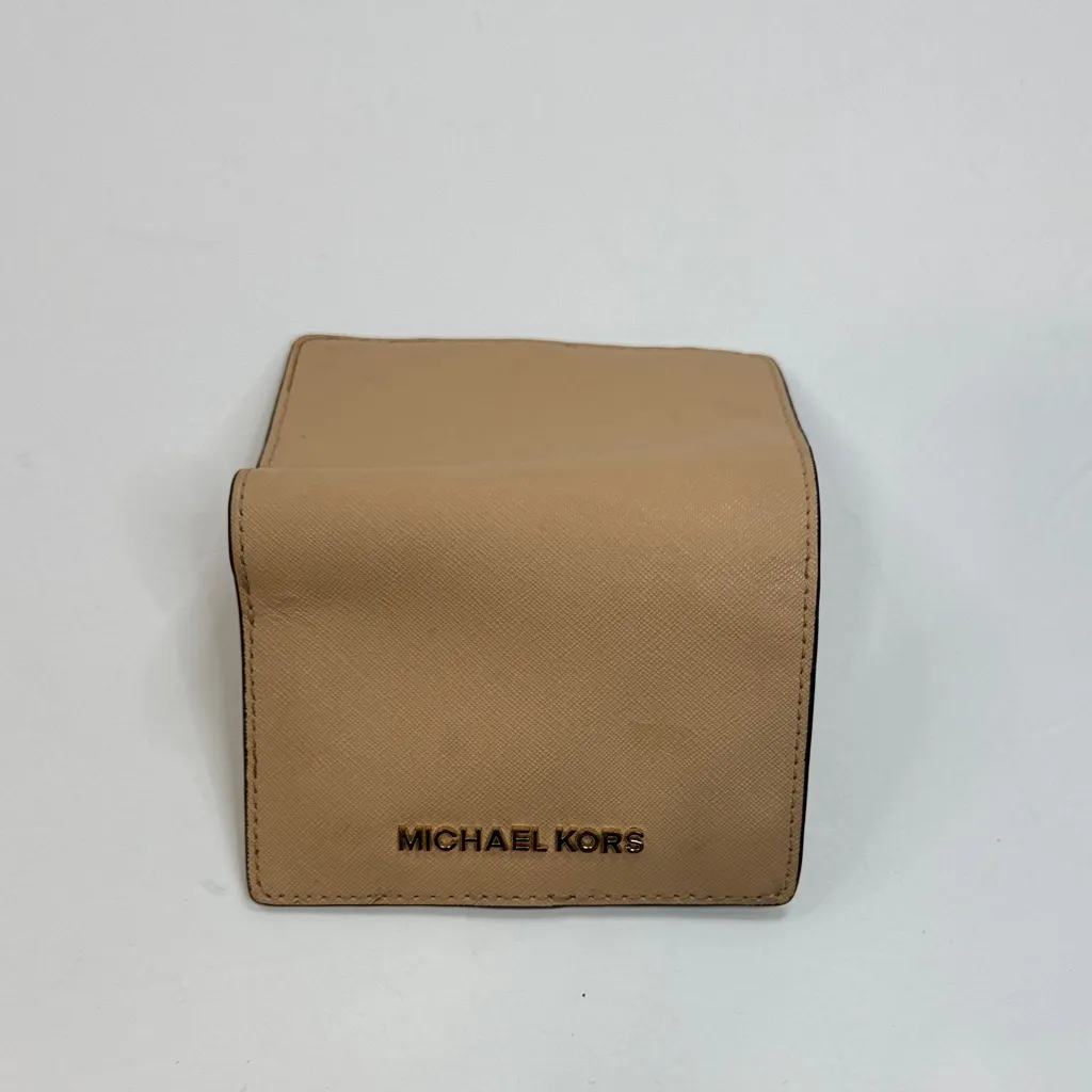 Michael Kors Beige Card Holder - Image 7