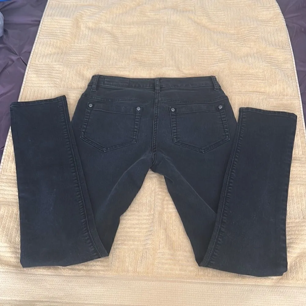 Two by Vince Camuto sz 27 slightly faded black skinny stretch jeans - Image 3