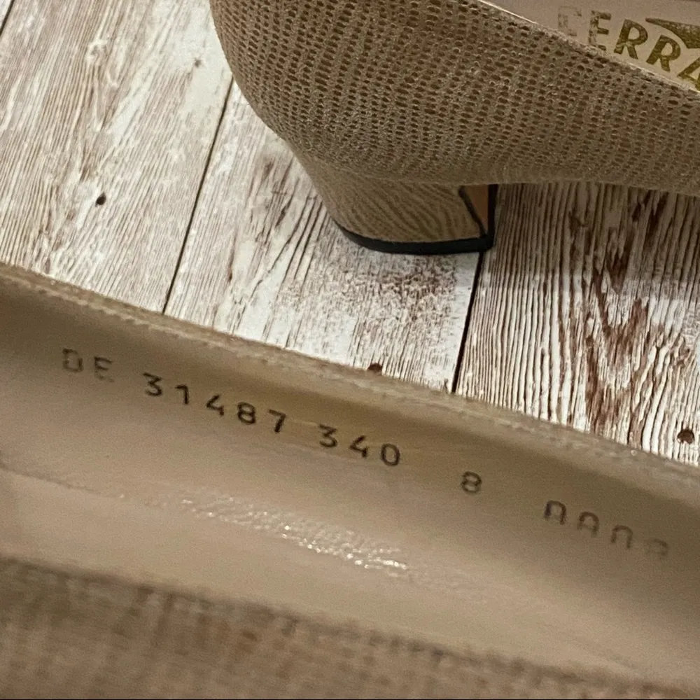 SALVATORE FERRAGAMO Nude Beige Textured Leather Low Heel Pumps Size 8 AAAA - Image 10