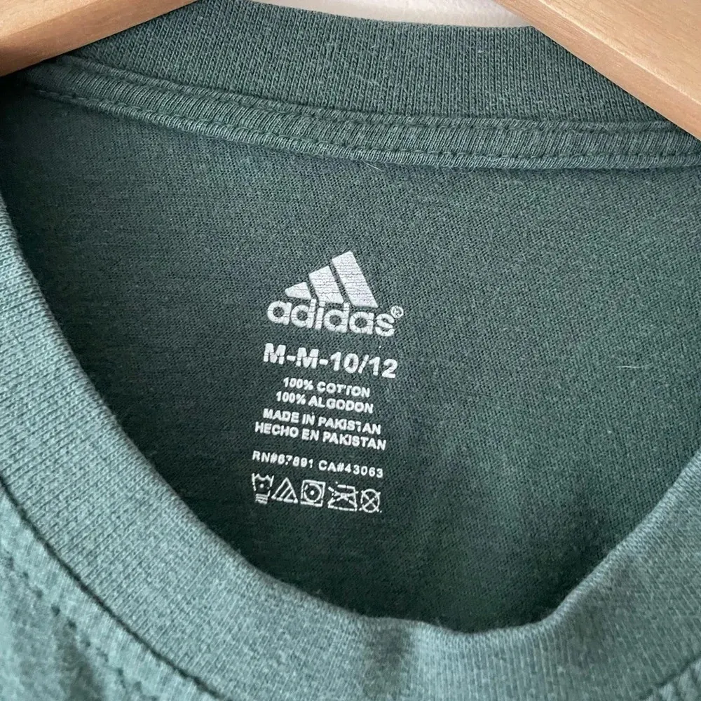 Boston Celtics Adidas Tee Medium - Image 4