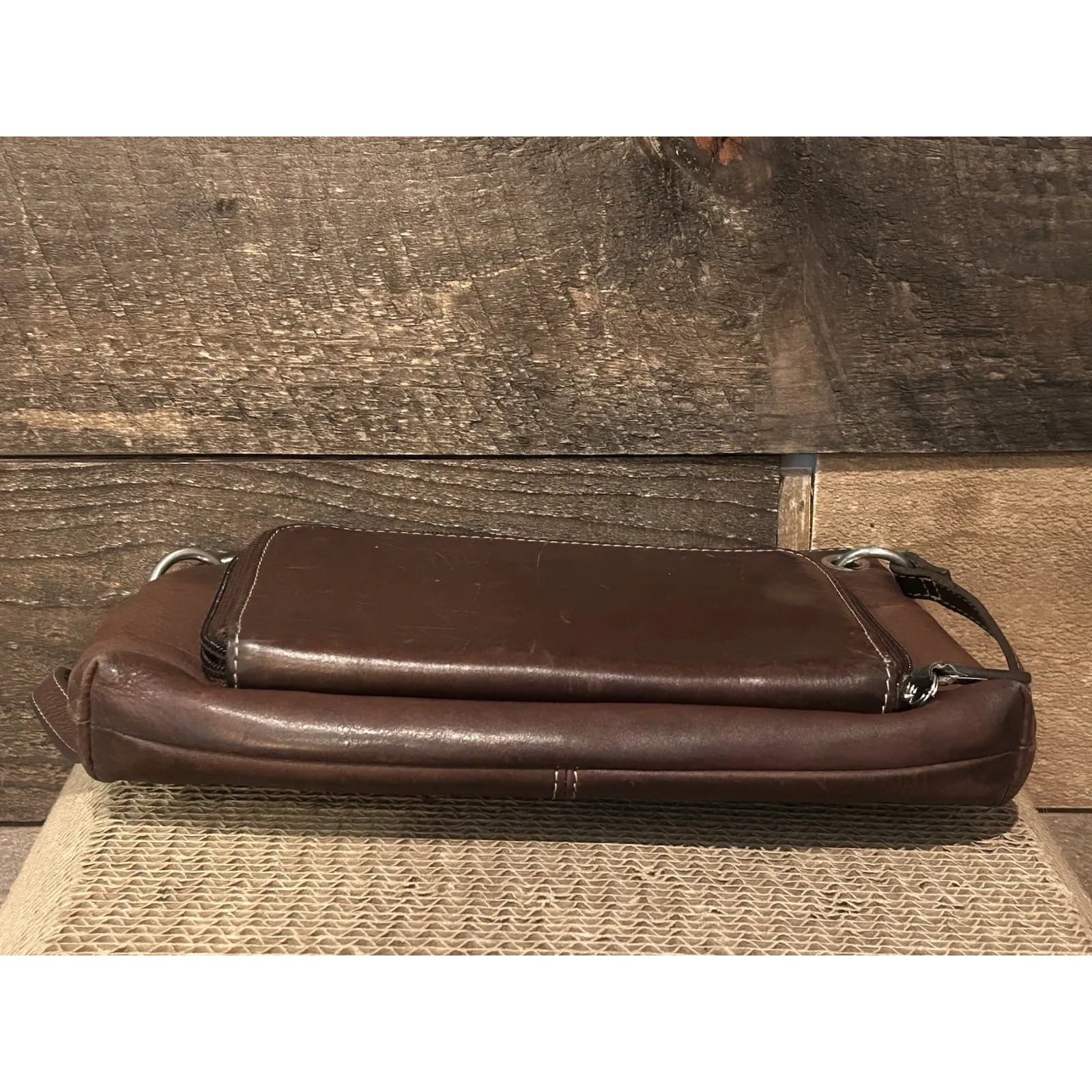 Fossil Brown Leather Crossbody Purse Vintage Brown Leather Front‎ Pocket SOLD - Image 6