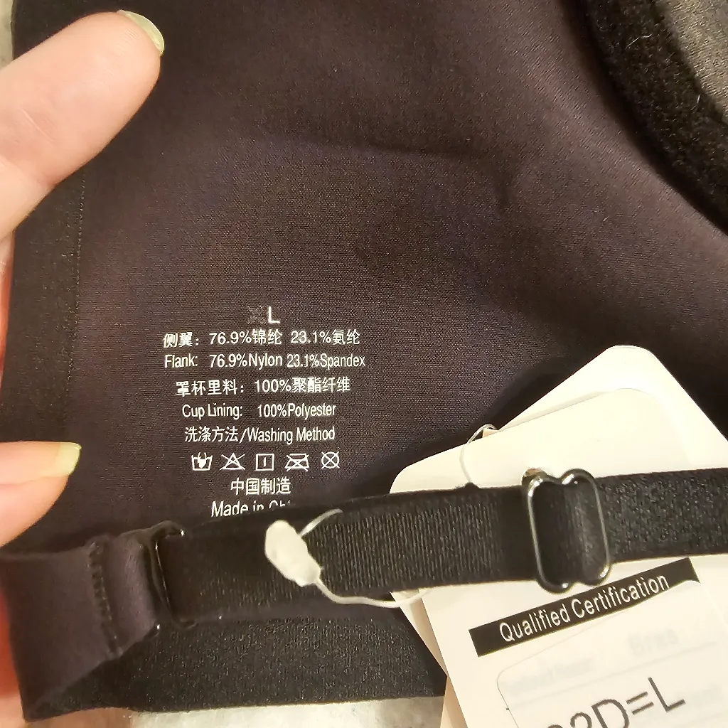 Cherry Sky Low Back 32D Black Bra Size undefined - Image 5