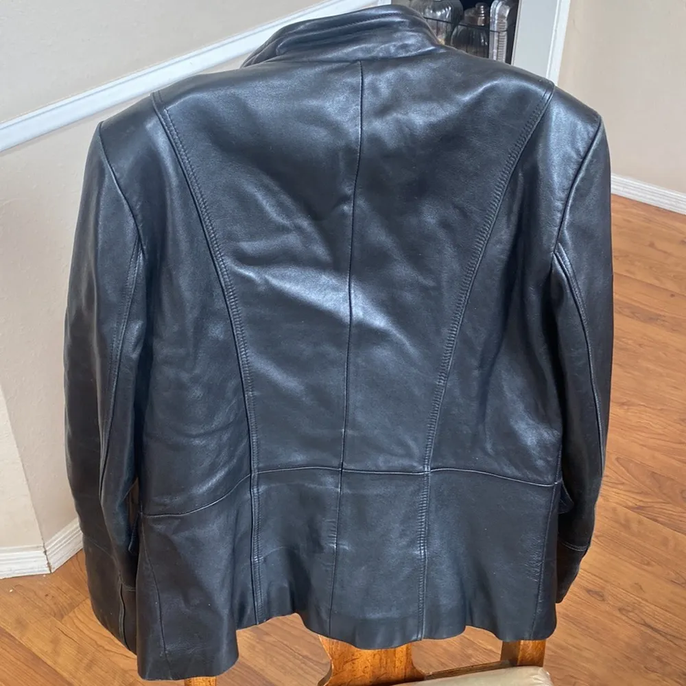 Liz Claiborne Leather Jacket - Image 6