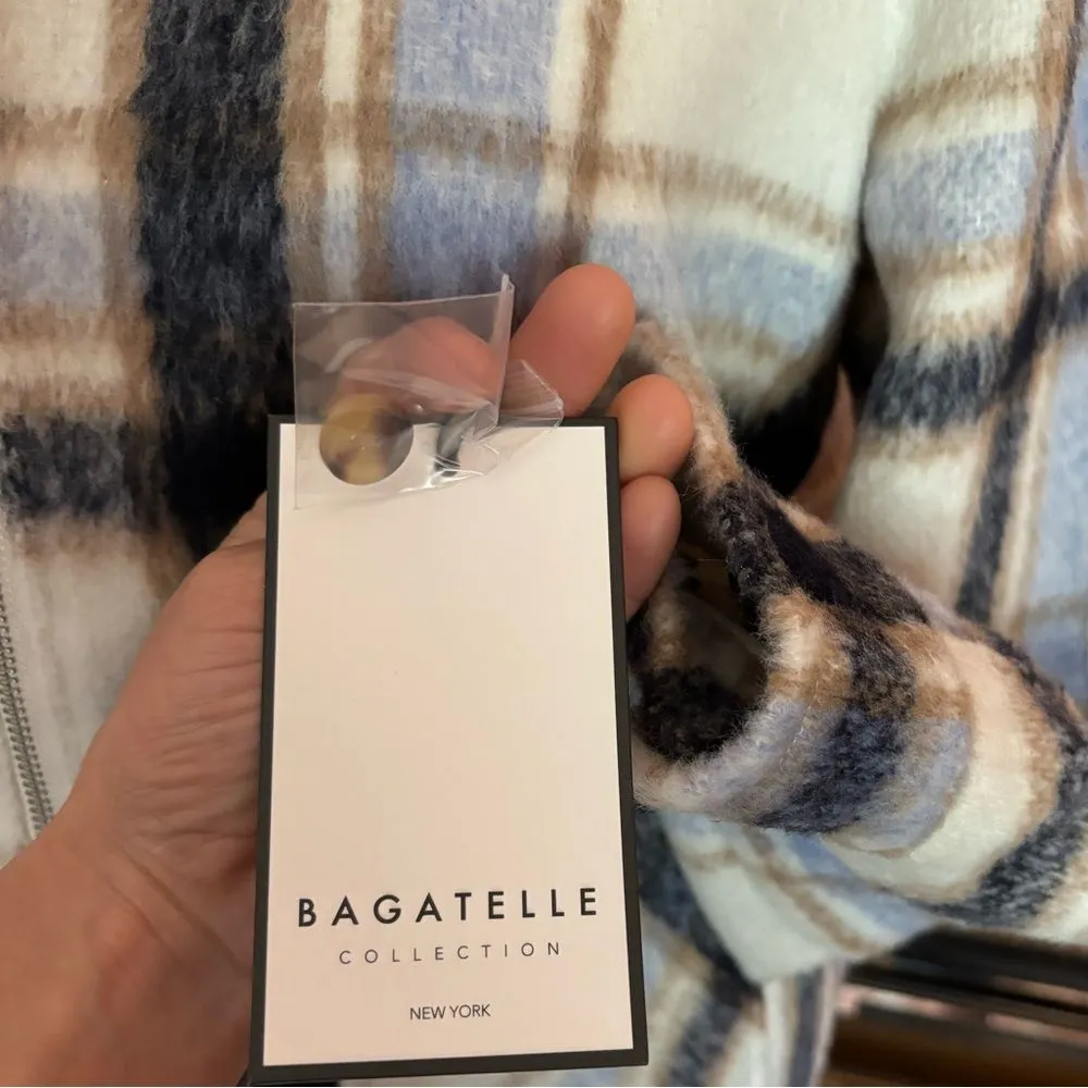 NWT Bagatelle Cream, Blue, Neutral Plaid Cropped Jacket | M - Image 8
