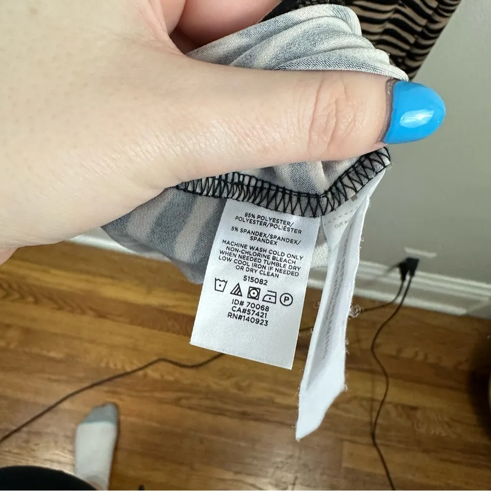 Loft | Tan and Black Zebra Print Long Sleeve Midi Dress Size 8 - Image 4