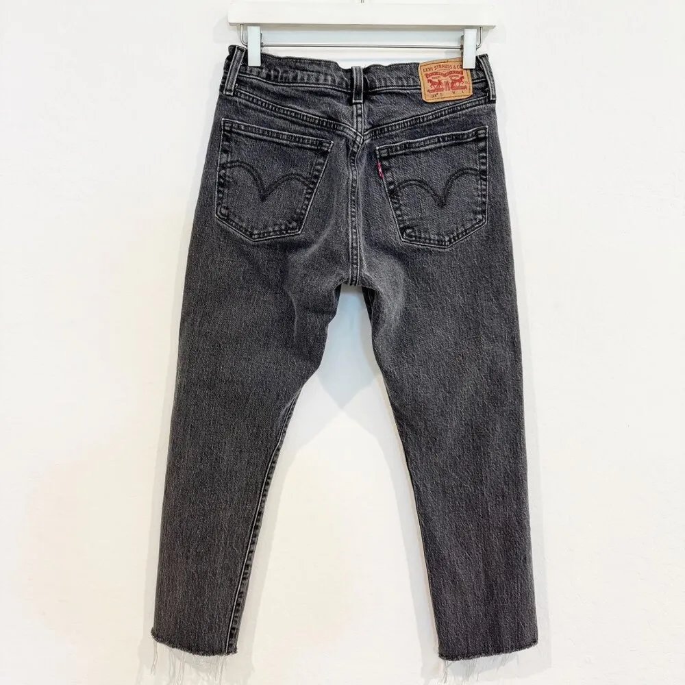 Levi’s 501 High Rise Button Fly Dark Wash Faded‎ Black Jeans Raw Hem Size 26 - Image 7
