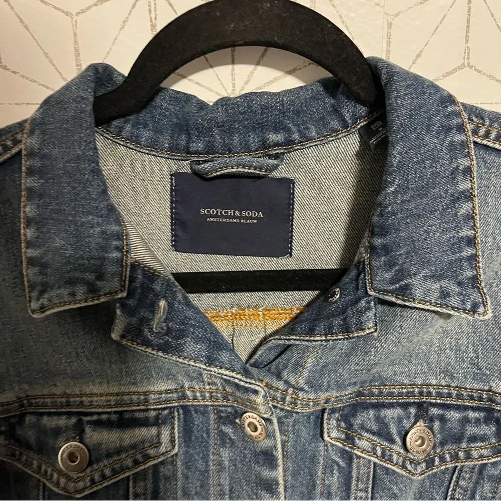 Scotch & Soda Denim Pleated Trucker Jacket - Image 10