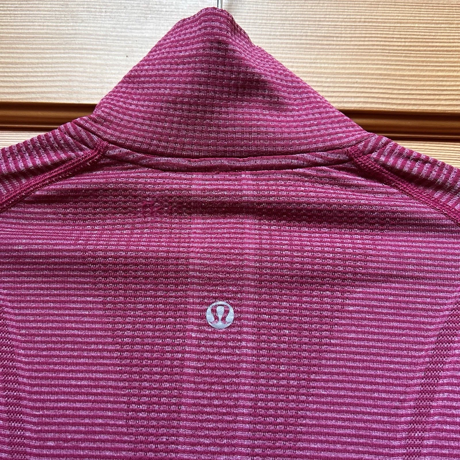 Lululemon Womens 4 Run Swiftly Tech 1/2 Zip Pullover Striped Bumble Berry FLAWED - Image 7