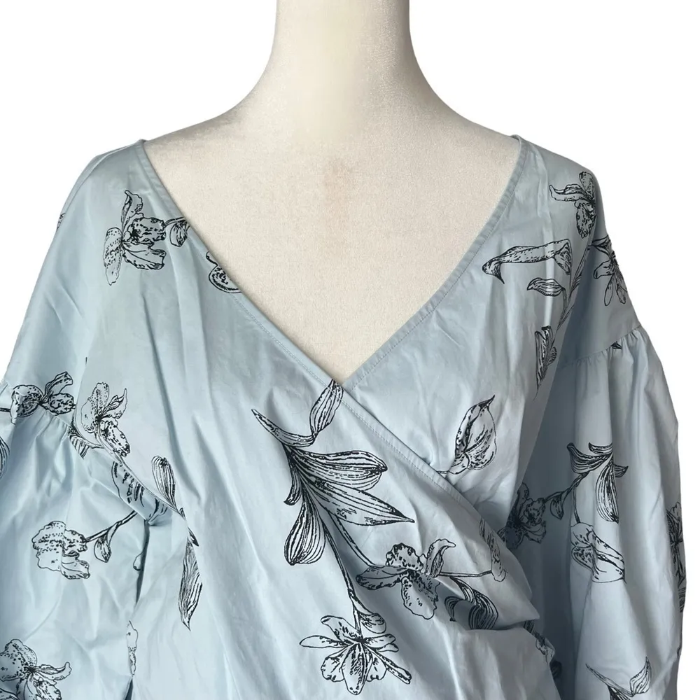 WHITE HOUSE BLACK MARKET ¾ Sleeve Poplin Wrap Top - Image 6